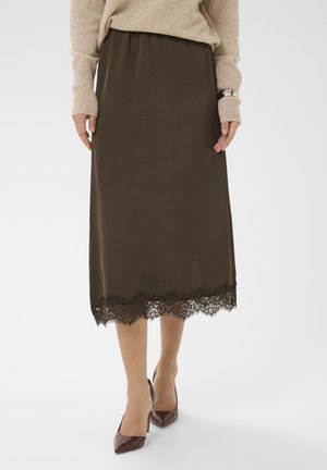 THILDE  - Gonna a campana - seal brown cc