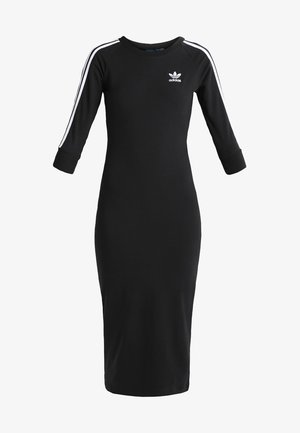 Czarna sukienka midi Adidas z rękawami do łokcia, białymi paskami na ramionach, prążkowanymi mankietami i logo Adidas na piersi.