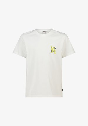 Wit T-shirt met korte mouwen en ronde hals, met een klein geel en marineblauw "LA"-logo op de linkerborst.