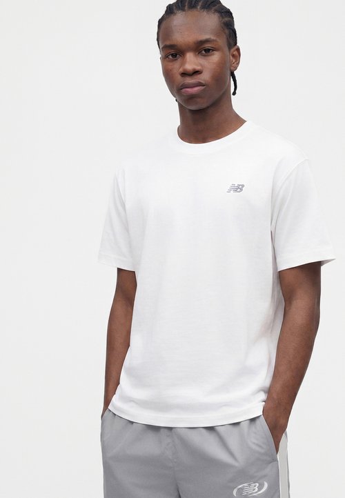 New Balance T-Shirt 'Essentials' — foto 4
