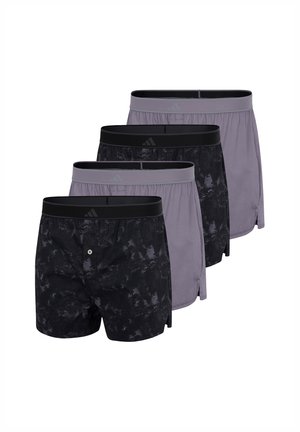 Quattro boxer da uomo con fantasie mimetiche alternate in grigio solido e nero, con fasce elastiche in vita e piccole aperture laterali.