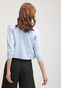 More & More Vest - light blue