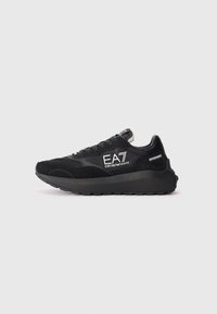 Unselected, triple black/silver-coloured