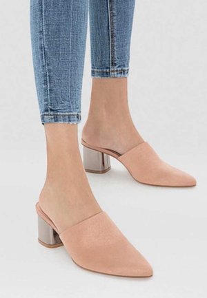 Stradivarius, Mules à talons - nude