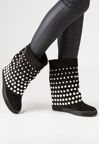 Casadei Botas de tacón - black