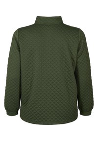 Giacca verde trapuntata con colletto stand, maniche lunghe e un motivo a diamante testurizzato sul tessuto. Nessuna hardware o dettagli visibili.