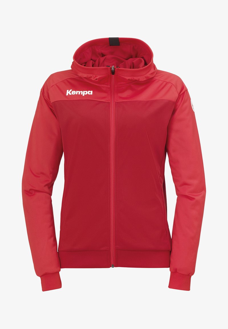 Giacca rossa con cappuccio, con zip frontale, realizzata in tessuto morbido. Presenta una sezione superiore a contrasto e polsini a coste sulle maniche.