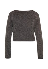 Przycięty sweter z długimi rękawami, wykonany z metalicznego żebrowanego materiału w ciemnoszarym kolorze z subtelnym połyskiem. Posiada szeroką linię dekoltu oraz dopasowany krój.