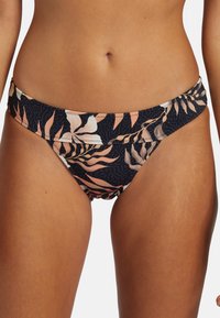 Bikini hlače s cvetnim potiskom na črni podlagi, ki vsebuje breskev in smetanove liste. Mehka tkanina z srednje visokim krojem in dekorativnim šivom.