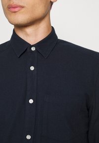 Only & Sons ONSLUCA LIFE SOLID - Camisa - dark navy