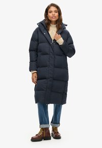 Niet geselecteerd, eclipse navy