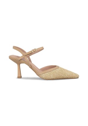 Beige spitze Slingback-Pumps mit gewebtem Vorderteil, schmalem Riemen und mittelhohem, konischem Absatz.