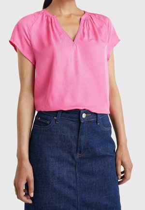Tommy Hilfiger, Bluzka
