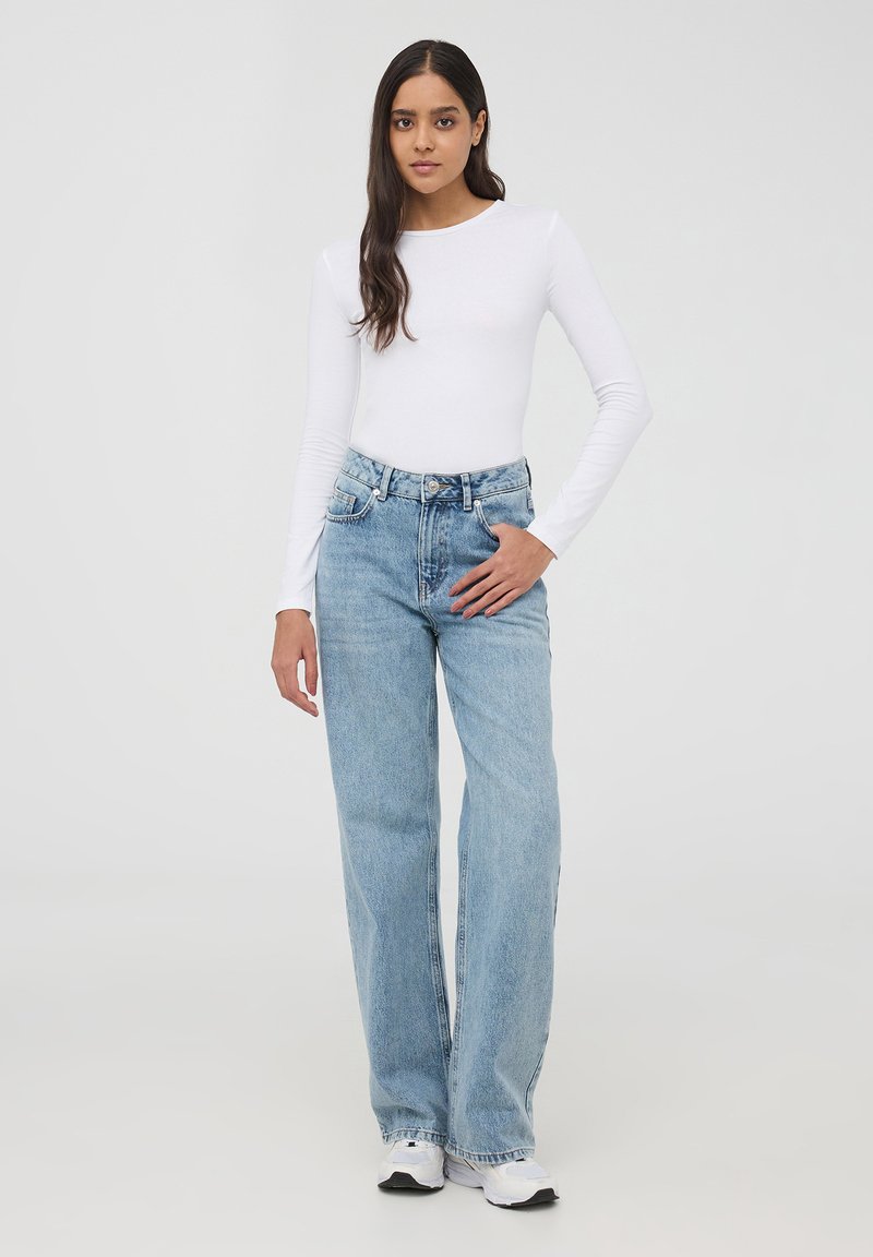 Terranova T-shirt Maniche Lunghe In Pizzo Avorio - Top Femminile Casual Chic - Foto 10