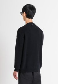 Antony Morato Vesta - black