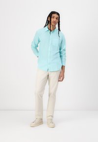 GAP STANDARD - Skjorter - aqua glaze