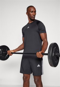 adidas Performance GYM - Sports T-shirts - black