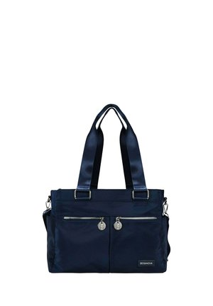 Bolsa tote azul marino con dos bolsillos frontales con cremallera, tiradores de cremallera plateados, asas anchas para el hombro y parche rectangular con el logo "BOSANOVA".