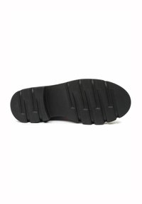 Betsy Gležnjače s platformom - black