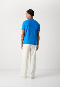 BOSS Camiseta básica - open blue