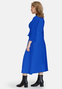 Jascha Stockholm Päevakleit - brilliant blue