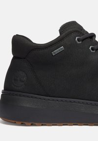 Timberland CHUKKA - Stivaletti stringati - black