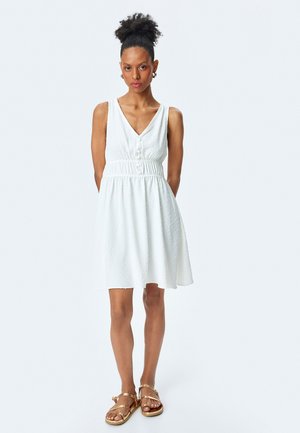 SLEEVELESS - Vapaa-ajan mekko - off white