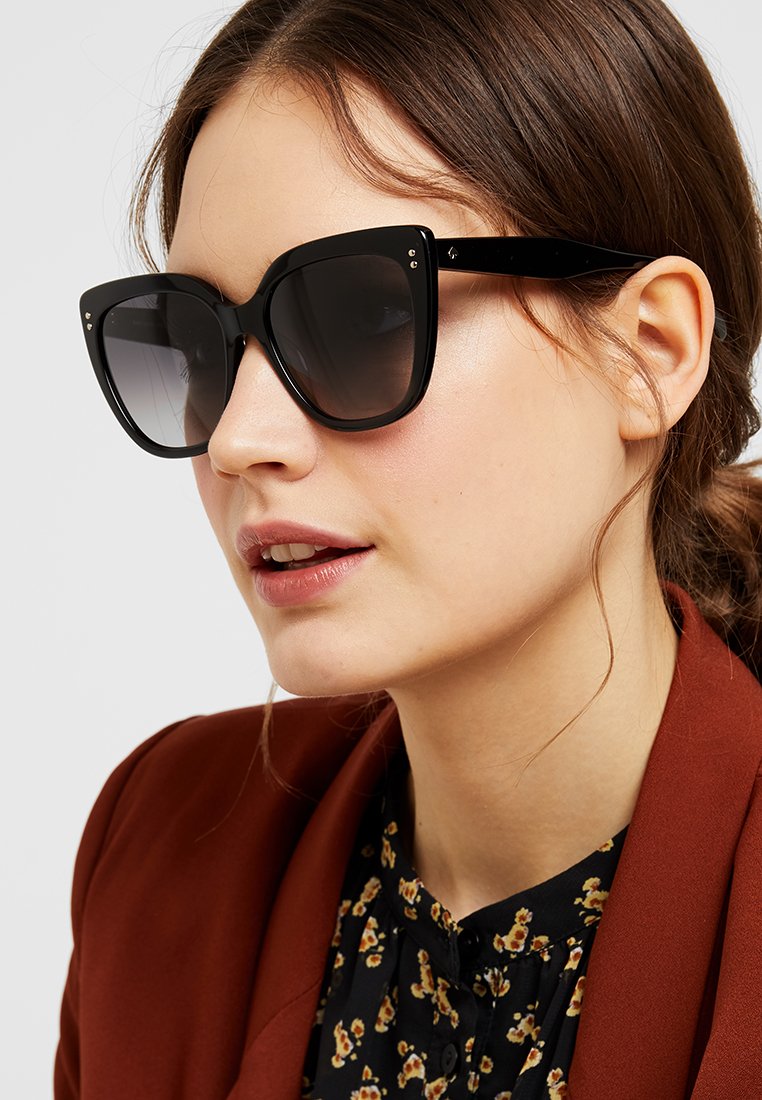 Arriba 72+ imagen kate spade kiyanna Thptnganamst.edu.vn