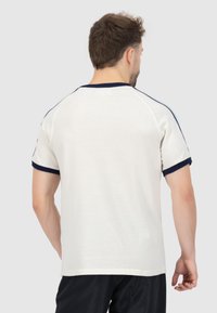 Sergio Tacchini HADOW RINGER - Tekninen t-paita - gardenia