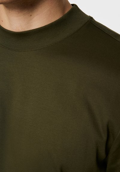 J.LINDEBERG ACE MOCK NECK - T-Shirt basic - forest green