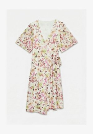 Lillelise mustriga wrap-kleit lühikeste varrukatega, V-kaelusega ja külje peal paelaga, mis on pastelse roosa, rohelise ja beežika lillemustriga valgel taustal.