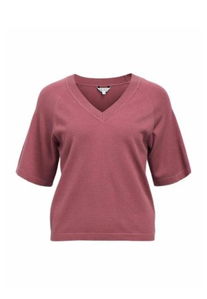 Top en maille rose poudré à manches courtes avec encolure en V et coupe décontractée sur fond blanc.