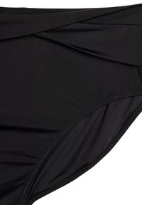 Musta bikinialushousu, jossa on eteen kierretty muotoilu, valmistettu sileästä, joustavasta kankaasta. Reunat on ommeltu kestävyyttä varten ja viimeistelty tyylikkäästi.