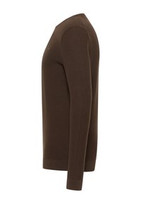 Pull en maille marron avec manches longues, encolure ronde, et poignets et ourlet côtelés. La texture semble lisse et uniforme.