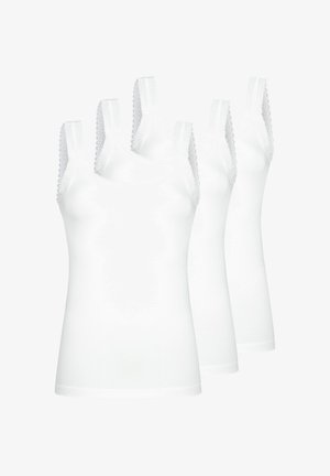 Trois débardeurs blancs sans manches avec des bretelles ornées de dentelle, disposés en rangée superposée sur un fond uni.