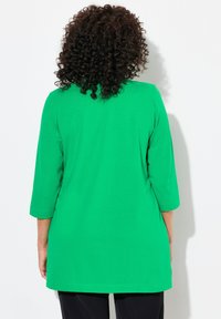 Ulla Popken V-AUSSCHNITT 3/4-ARM - Langarmshirt - natural green