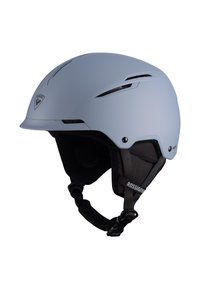 Lichtblauwe skihardhelm met matte afwerking, verstelbare kinband, ventilatieopeningen en zwarte voering. Logo aan de voorkant weergegeven.