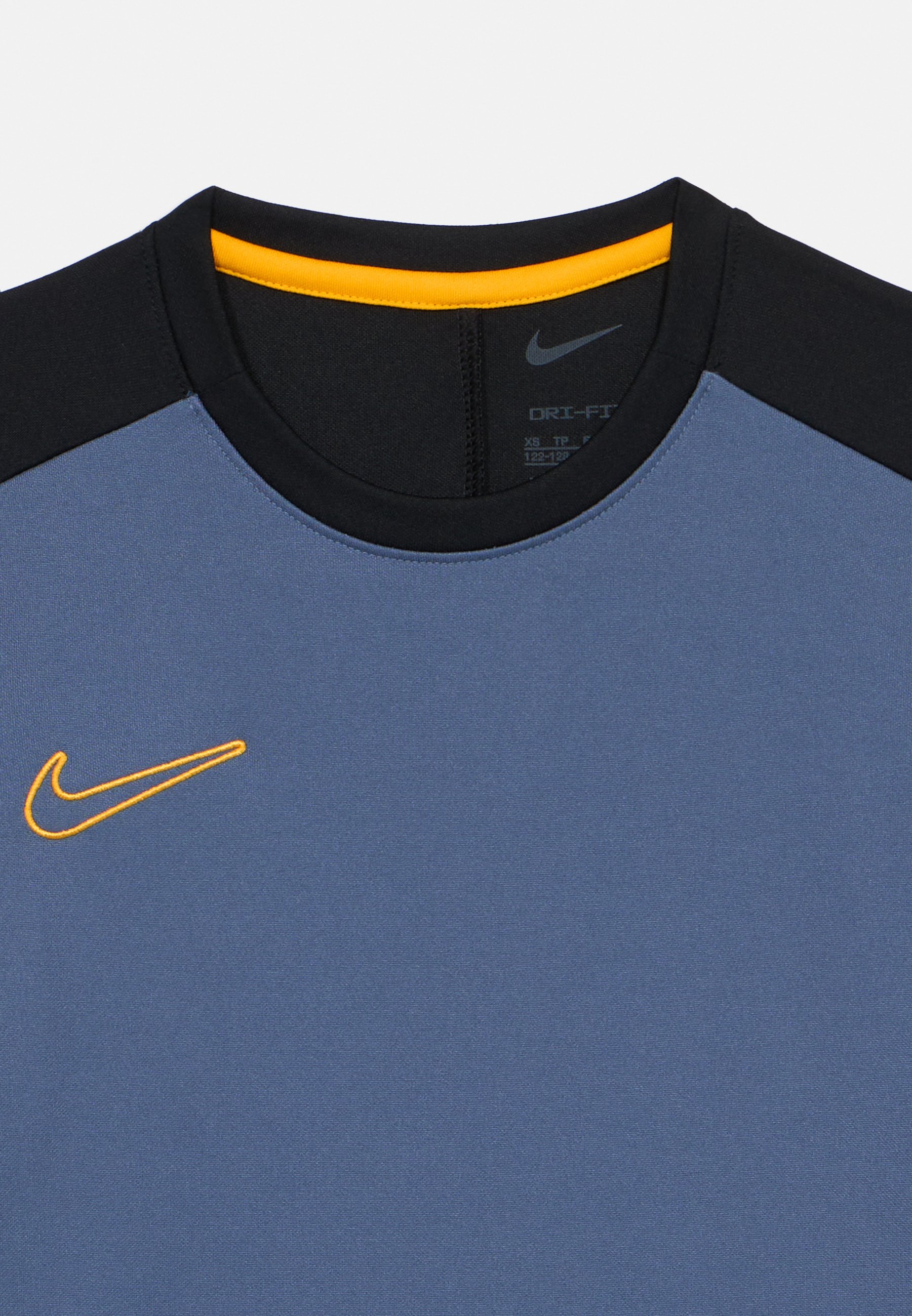 nike air t shirt yellow