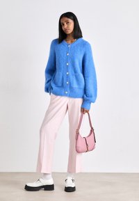 COACH ORIGINALS GLOVETANNED HAMPTONS HOBO - Kézitáska - true pink