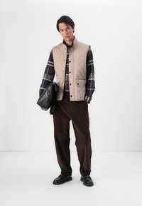 Barbour NEW LOWERDALE QUILTED GILET - Γιλέκο - washed stone