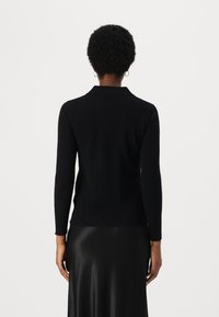 pure cashmere CLASSIC SWEATER - Pullover - black