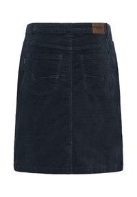 Temno modra žametna krila s ravnim krojem, z zadnjimi žepi in zahodno kožno oznako na pasu.