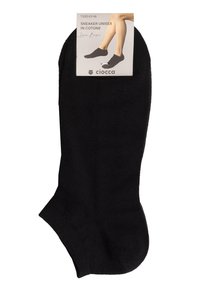 Calze sneaker in cotone nere con design a taglio basso. Presentano una texture liscia e uno stile minimalista. Imballate con un cartellino per le taglie.