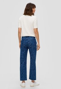 s.Oliver MIT FRONT - Print T-shirt - creme