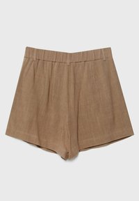 Bruine linnen shorts met een ontspannen pasvorm, elastische tailleband en een gladde textuur. Heeft een eenvoudig, strak ontwerp zonder zakken.