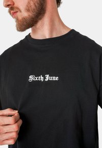Sixth June CREW - T-shirt print - black