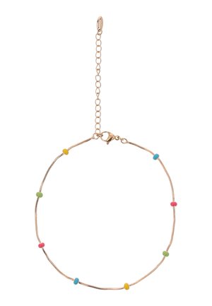 Herkkä kultainen ketjurannekoru, jossa on pieniä pyöreitä helmiä keltaisena, vihreänä, sinisenä ja vaaleanpunaisena, säädettävällä lukolla.