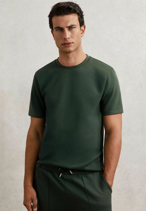 REGULAR FIT - BRADLEY INTERLOCK CREW  - Tricou basic - dark sage green
