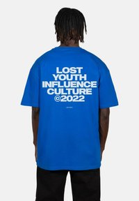 Lost Youth - LY CULTURE - Print T-shirt - cobalt blue Thumbnail Image 1