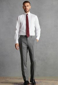 Next SLIM FIT SIGNATURE ITALIAN TEXTURED - Pantalon - grey